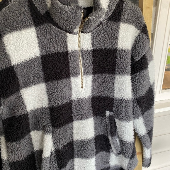 Old Navy Teddy half zip - Picture 2 of 3